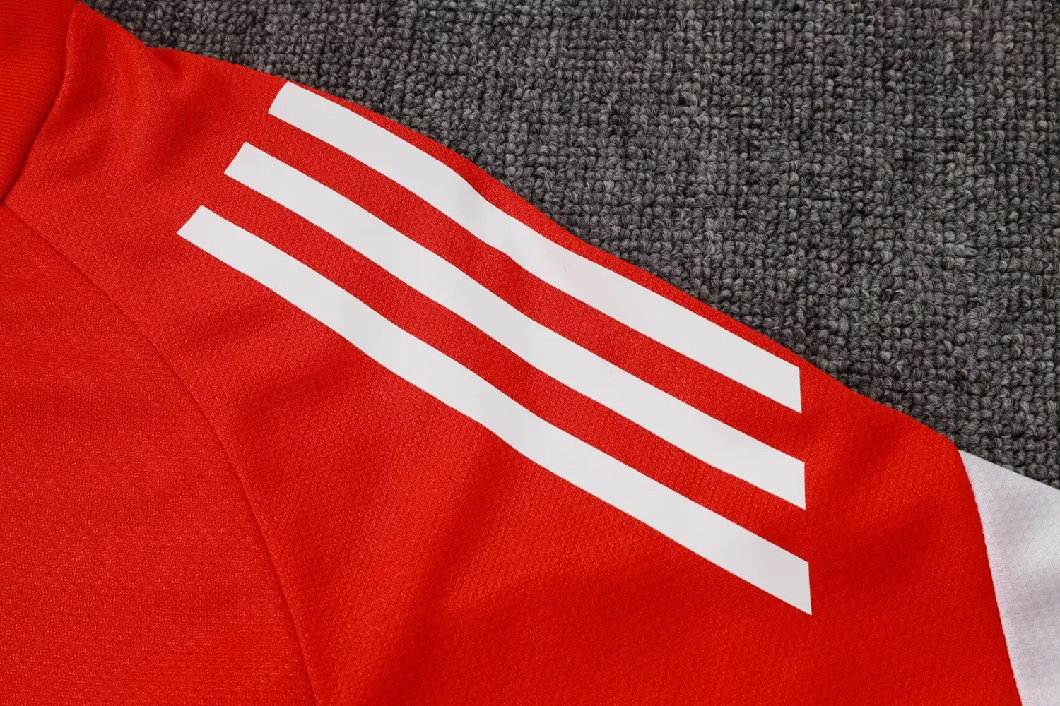 2025/26 AD Red Training Jersey (A.. detail image