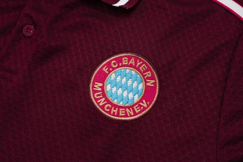 2025/26 M Utd Maroon Sweater.. detail image