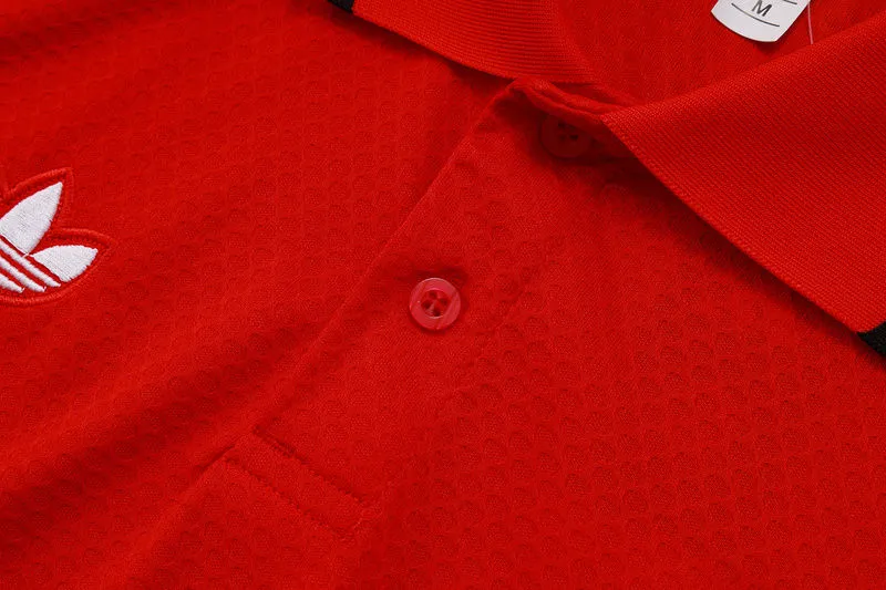 2025/26 M Utd Red Sweater Tracksuit detail image