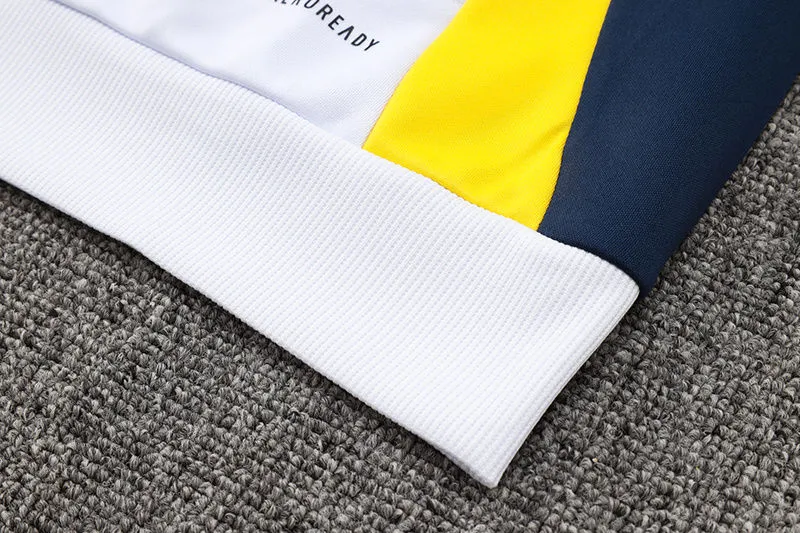 2025 RM White Jacket Tracksuit detail image