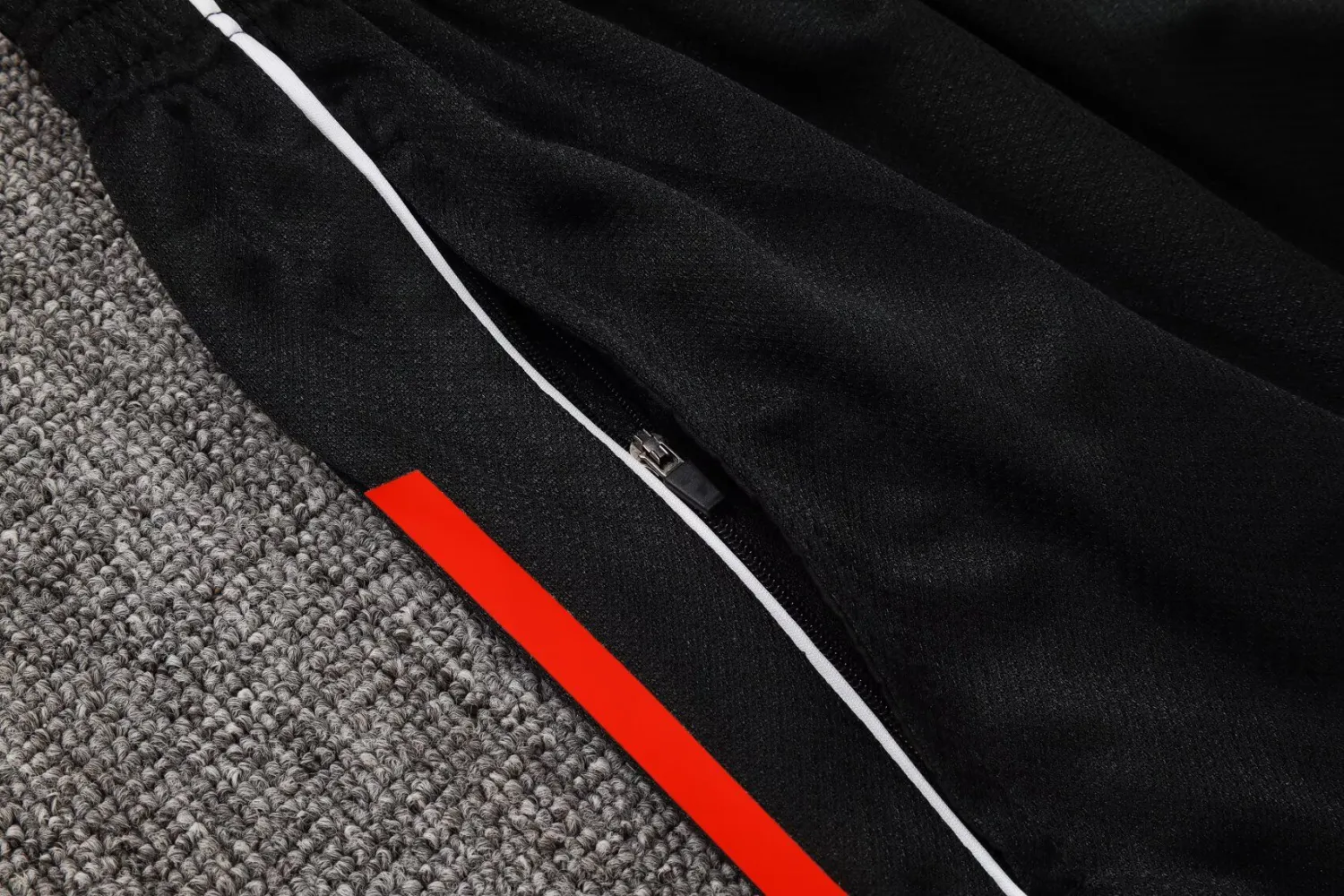 2025/26 AD Red Training Jersey (A.. detail image