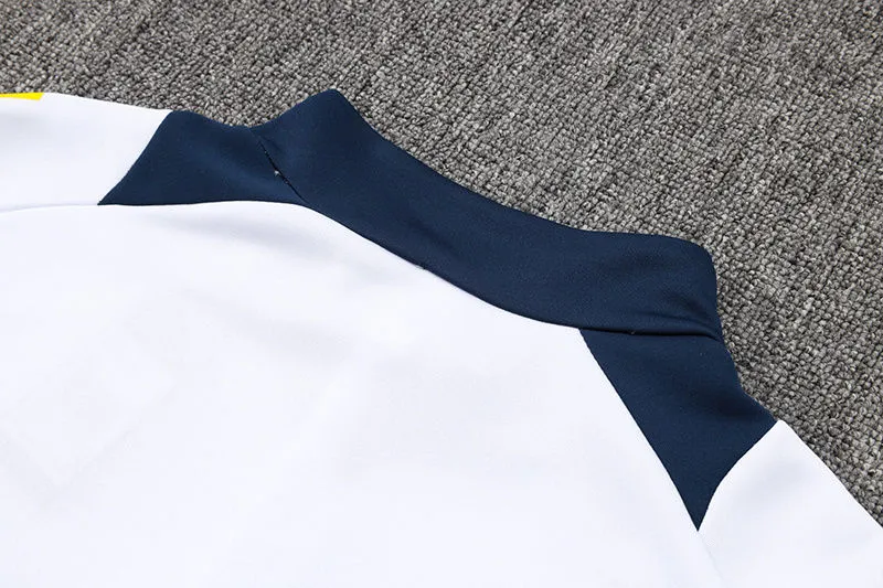 2025 RM White Jacket Tracksuit detail image