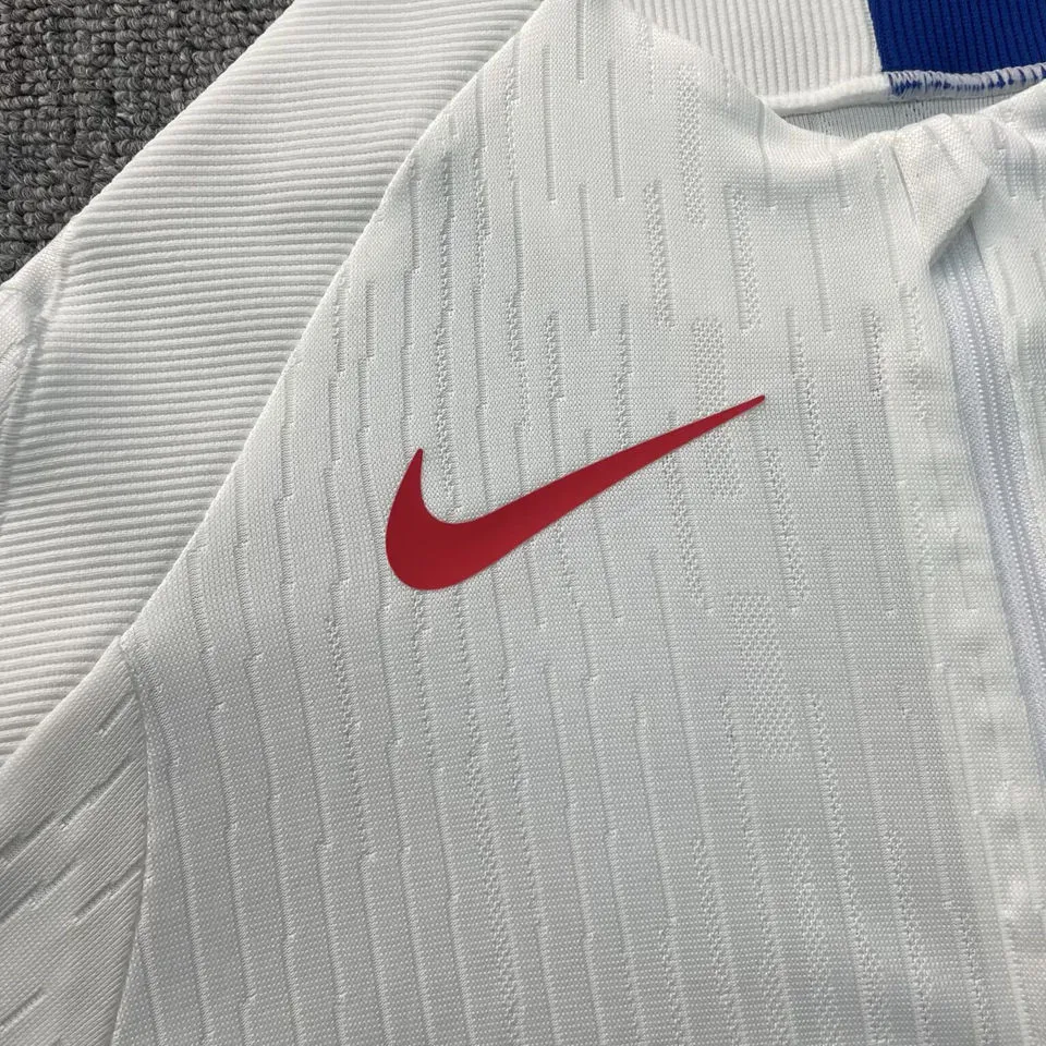 2026 PSG WhiteTraining Sweater detail image