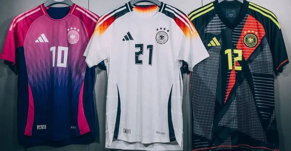 2024/25 Germany 1:1 Quality Away Pink Fans Socc... detail image
