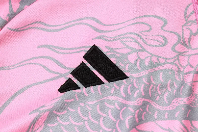 2025 RM Pink Sweater Tracksuit detail image