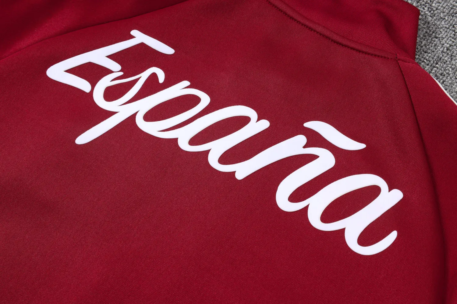 2026/27 Spain Brown Red Half Pull Tracksuit detail image