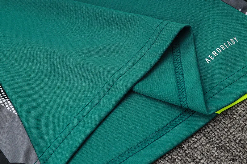 2024/25 Algeria Dark Green Sweater Tracksuit detail image