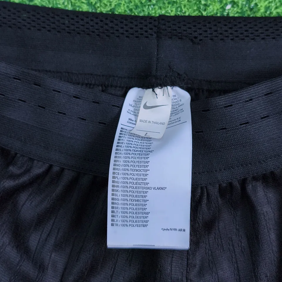 2025/26 PSG Black Sports Trousers detail image