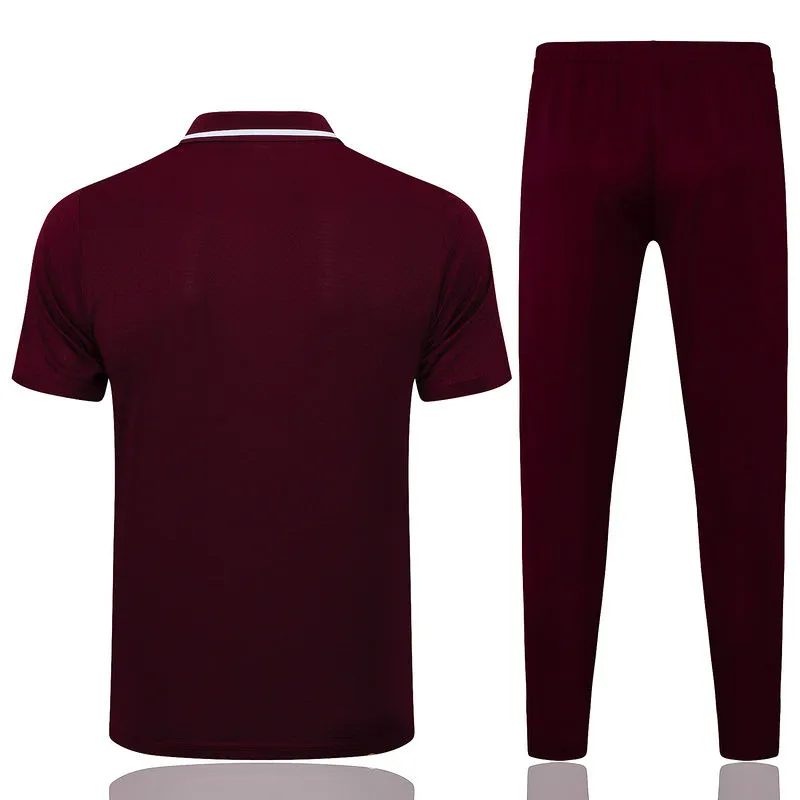 2025/26 M Utd Maroon Sweater.. product image