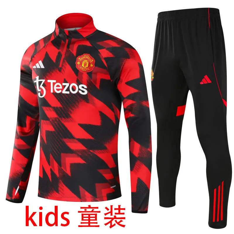 2026 M Utd Red Kids Sweater.. product image