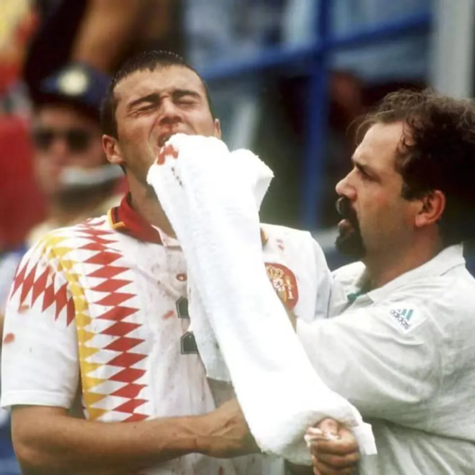 1994 Spain Away White Retro Soccer.. detail image