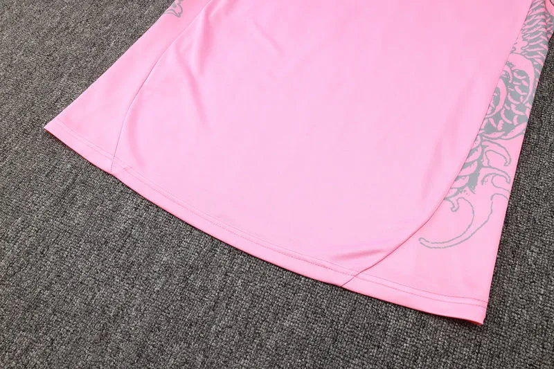 2025 RM Pink Sweater Tracksuit detail image