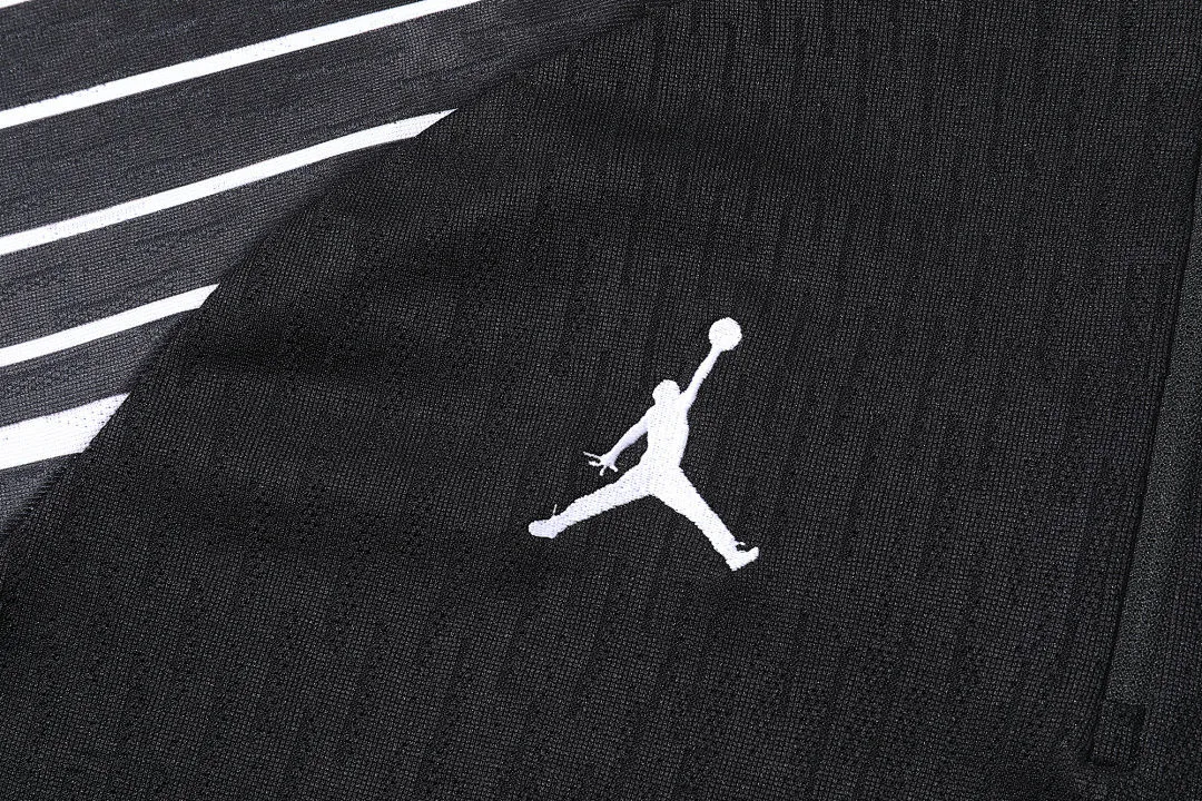2026 PSG Black Kids Sweater.. detail image