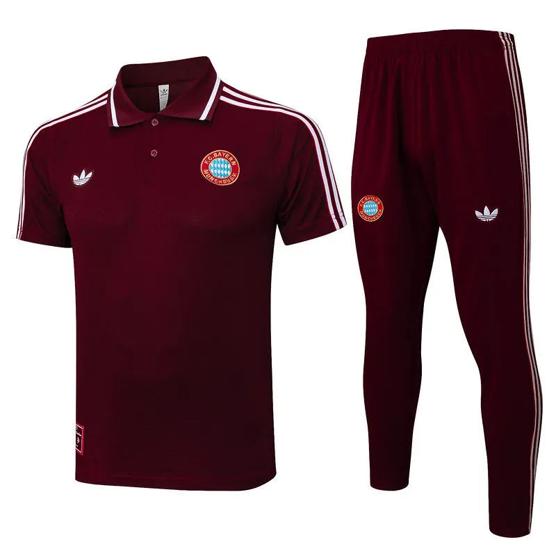 2025/26 M Utd Maroon Sweater.. product image