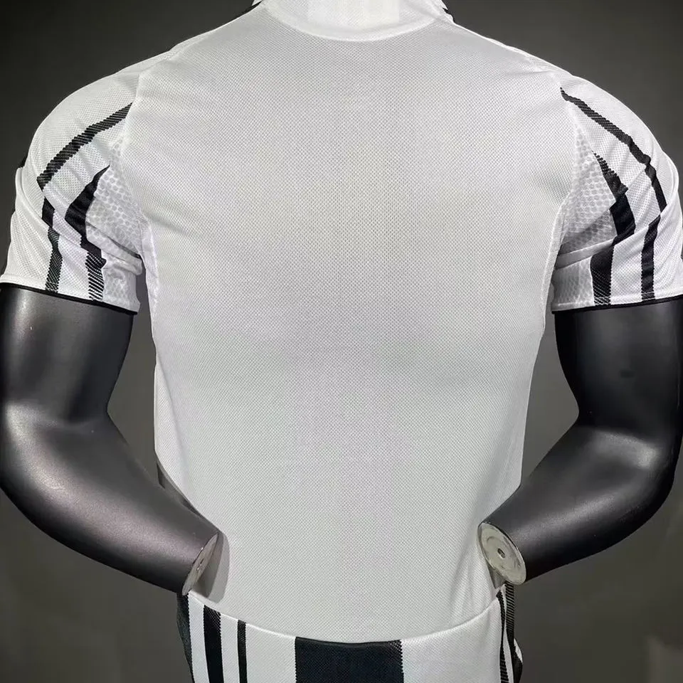 2025/26 JUV Home Player Version.. product image