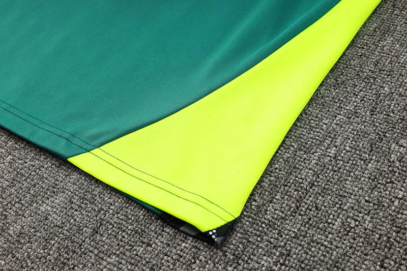 2024/25 Algeria Dark Green Sweater Tracksuit detail image