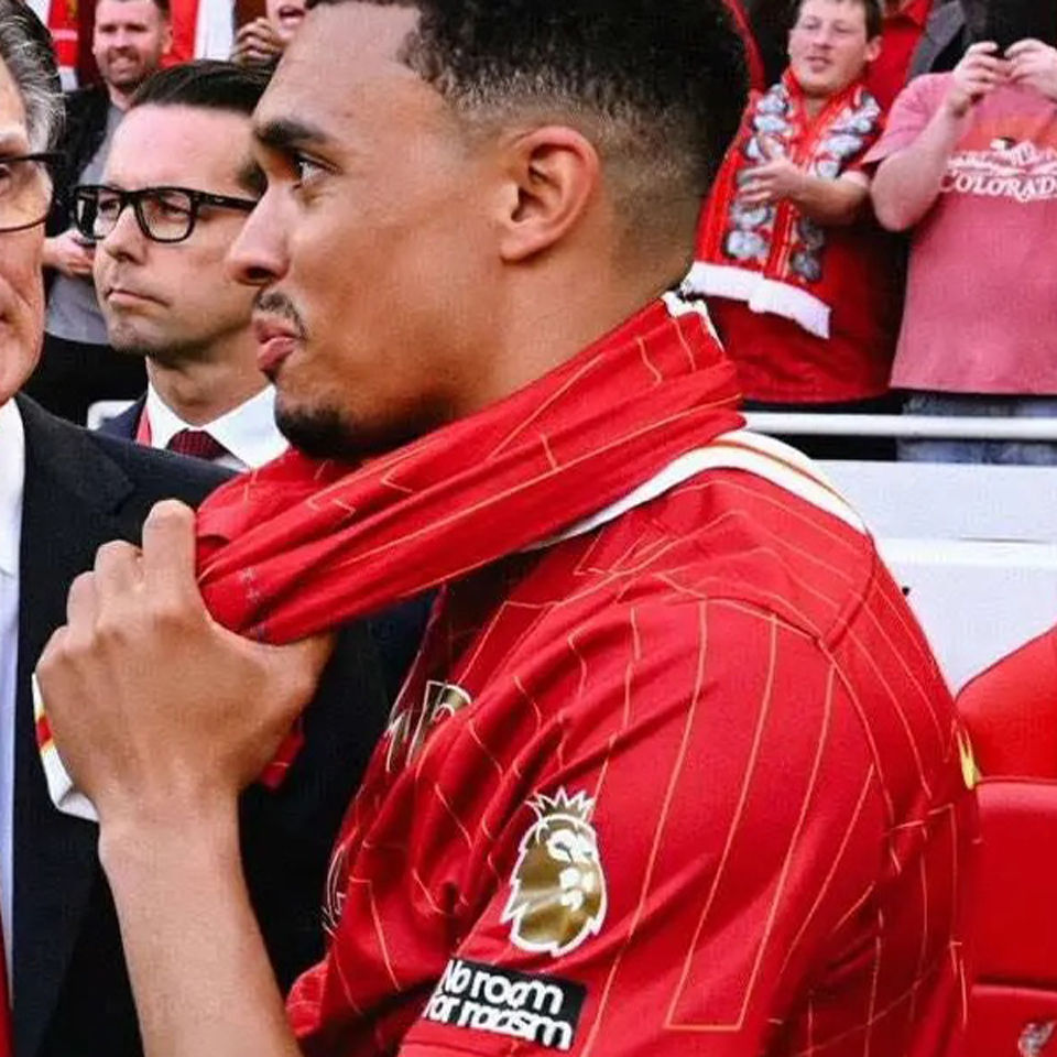 CHAMPIONS 24/25 LFC 1:1 Quality Home Fans Socce... detail image
