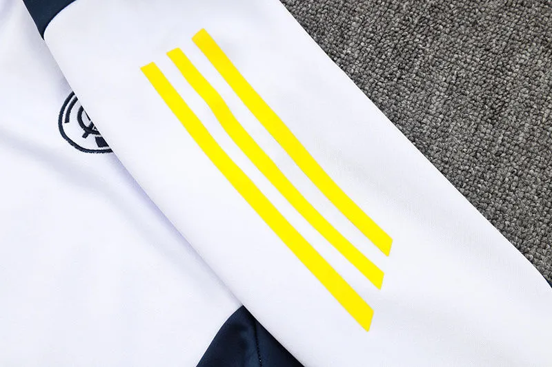 2025 RM White Jacket Tracksuit detail image