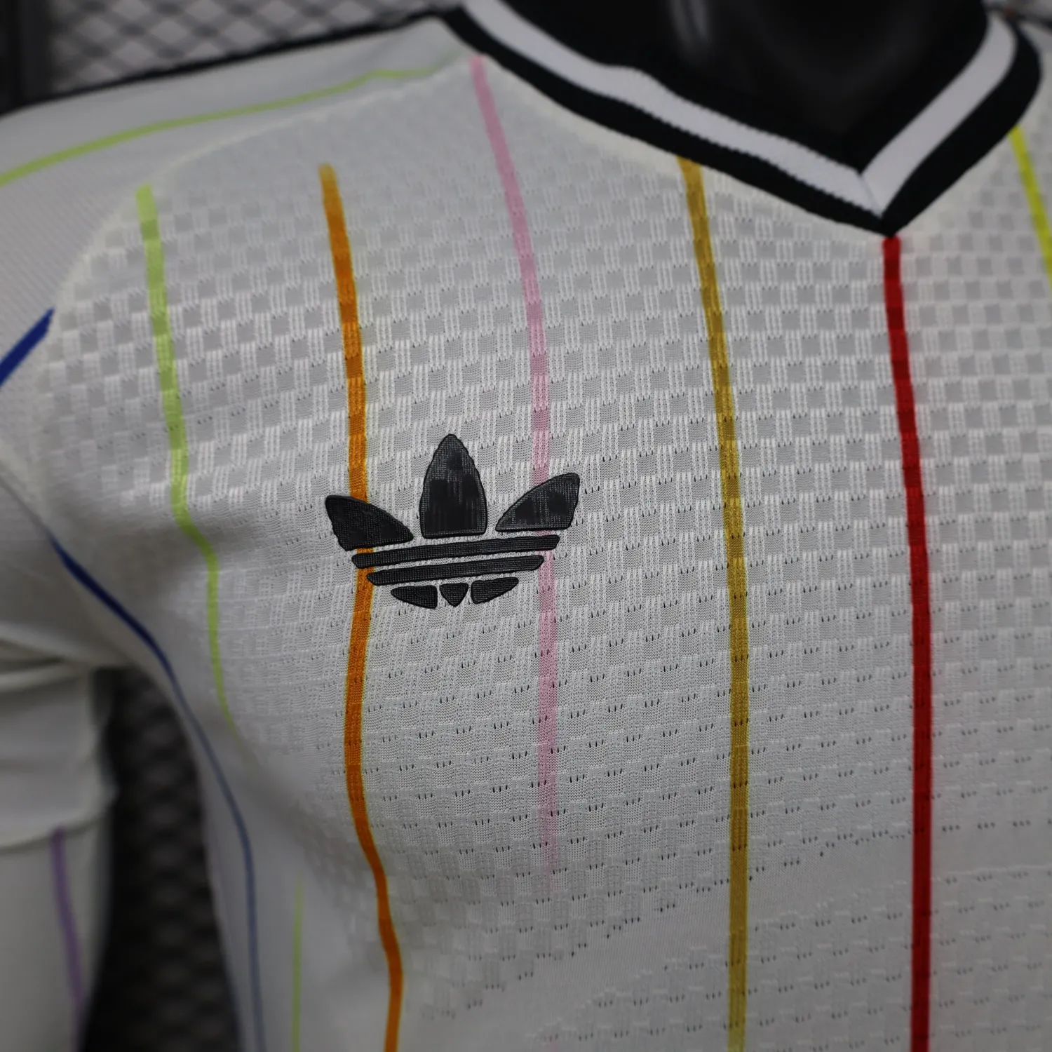 2026/27 Japan Away White Player Long Sleeve Soc... detail image