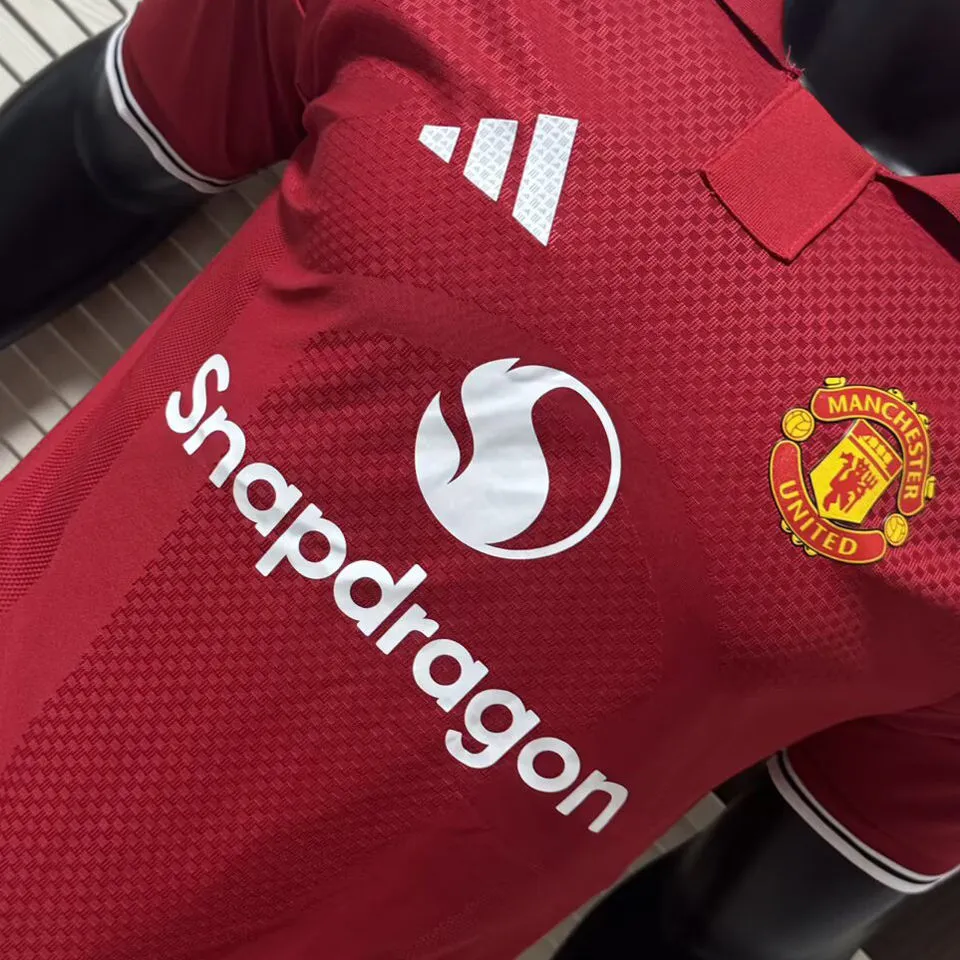 CASEMIRO #18 M Utd Home Red Player Version Soccer Jersey 2026/27