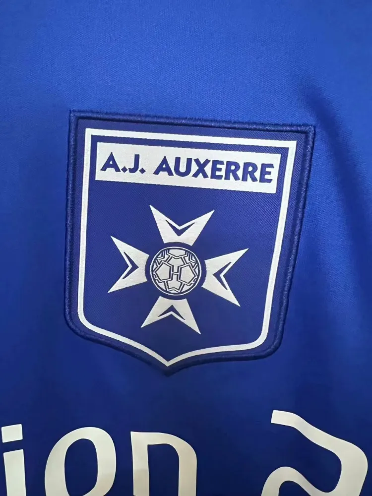 2003/04 AJ Auxerre Away Long Sleeve Retro Soccer Jersey