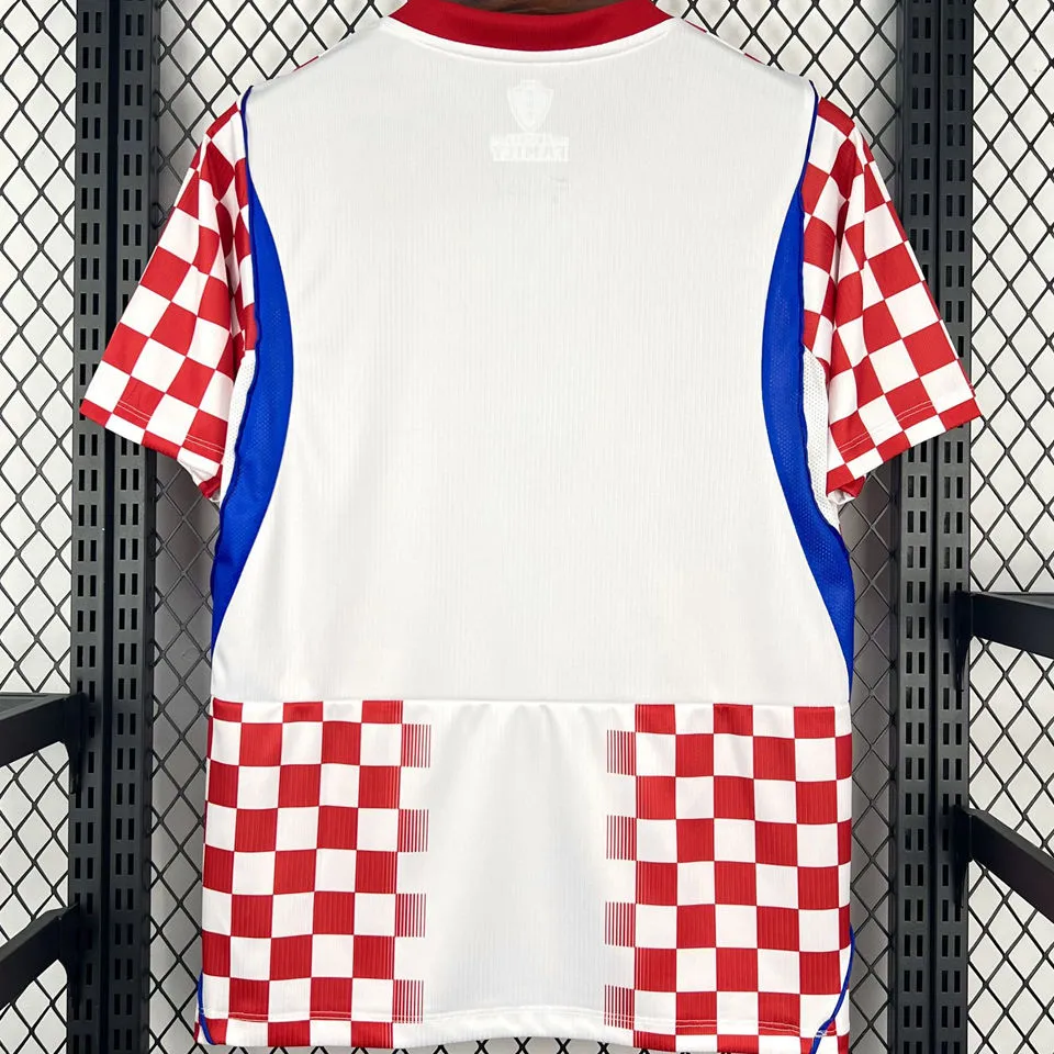 2026/27 Croatia Home Fans Soccer Jersey (Have Right Patch 有右臂章 黑底白字）