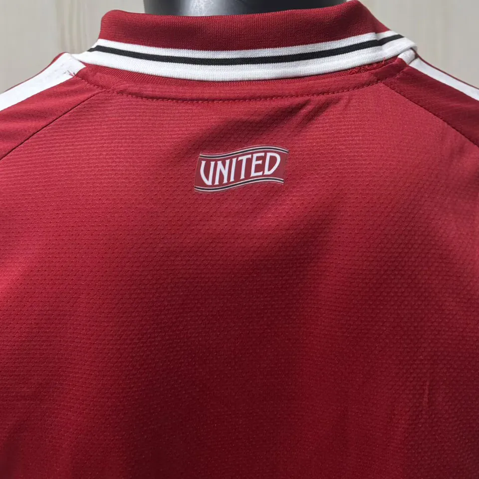 CASEMIRO #18 M Utd Home Red Player Version Soccer Jersey 2026/27