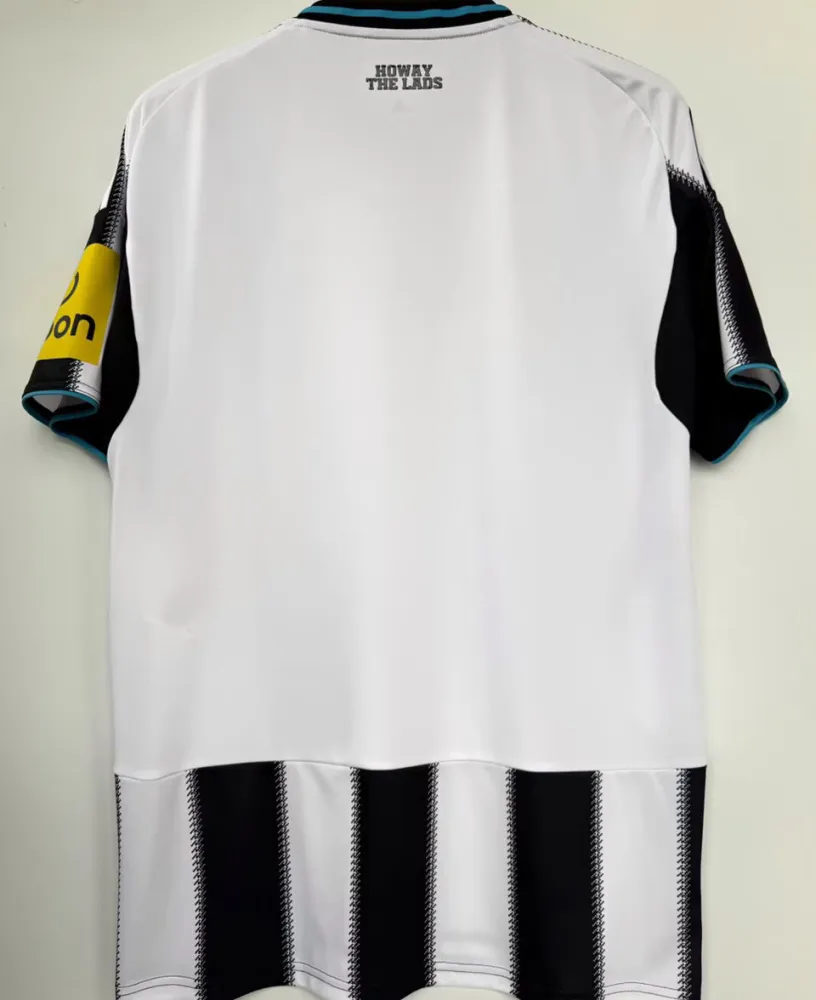 2025/26 Newcastle 1:1 Quality Home Fans Soccer Jersey
