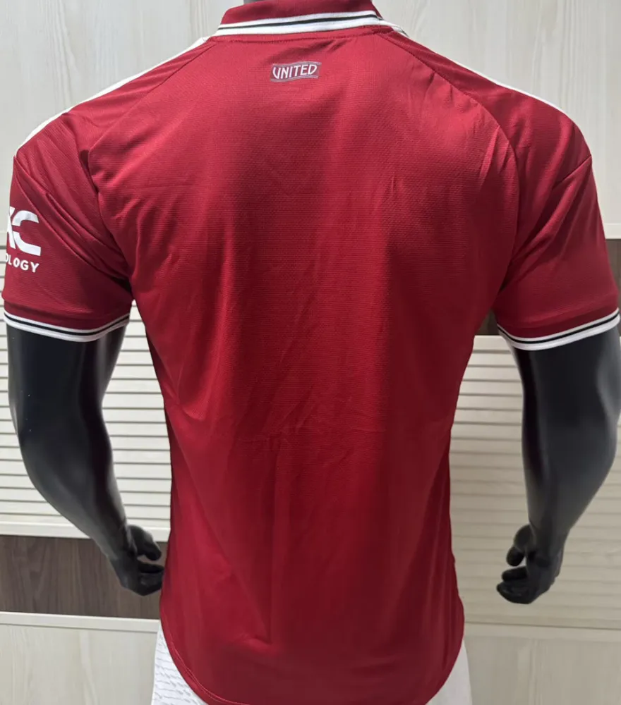 CASEMIRO #18 M Utd Home Red Player Version Soccer Jersey 2026/27