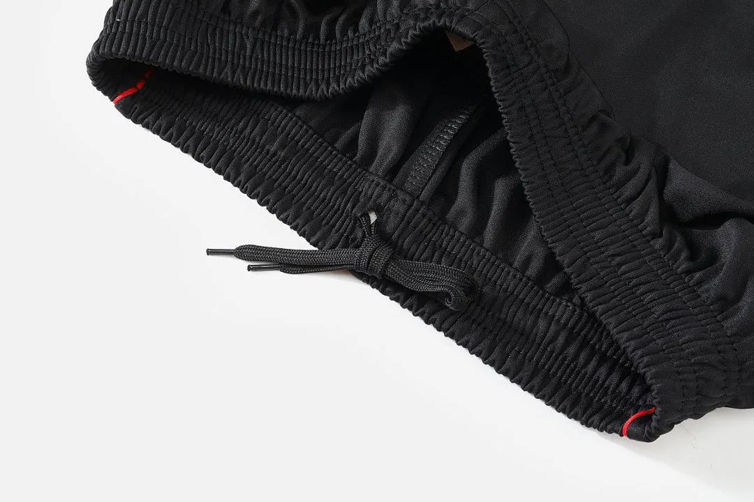 2026 M Utd Red Sweater Tracksuit detail image
