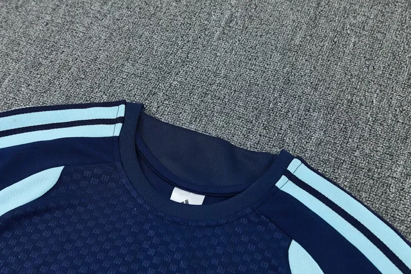 2026/27Argentina Royal blue Training Short Suit detail image