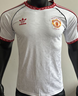 2025/26 M Utd White Retro Style..