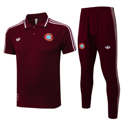 2025/26 M Utd Maroon Sweater..