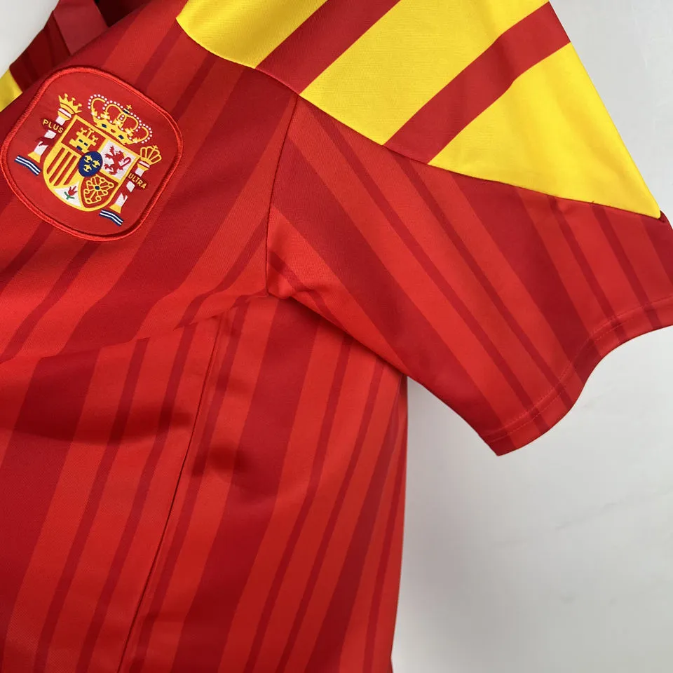 1992/94 Spain Home Red Retro.. detail image