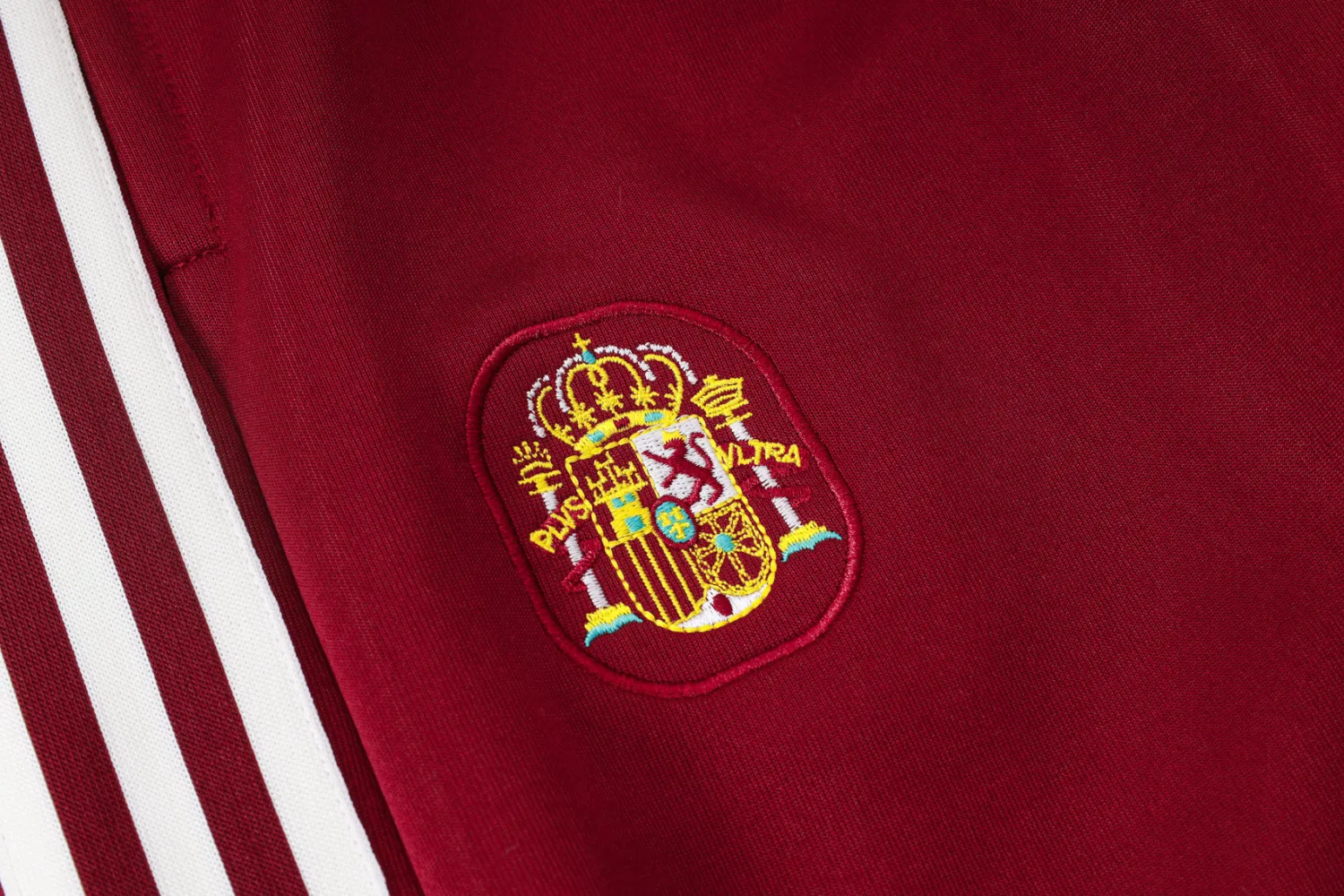 2026/27 Spain Brown Red Half Pull Tracksuit detail image