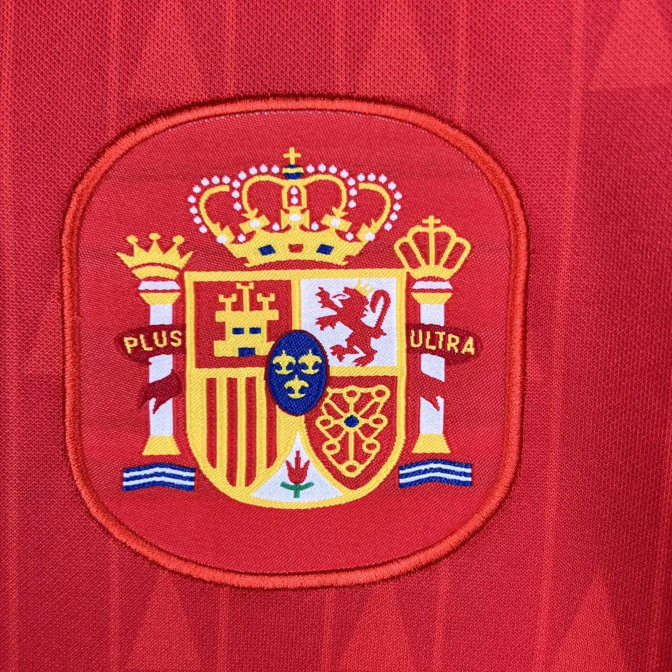 1988/91 Spain Home Red Retro.. detail image