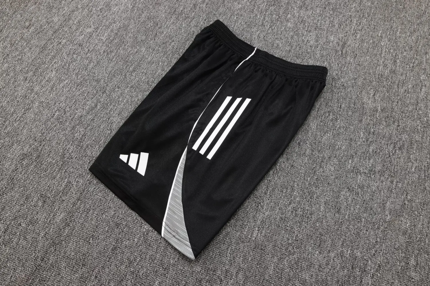 2025/26 AD Black Training Jersey(A.. detail image
